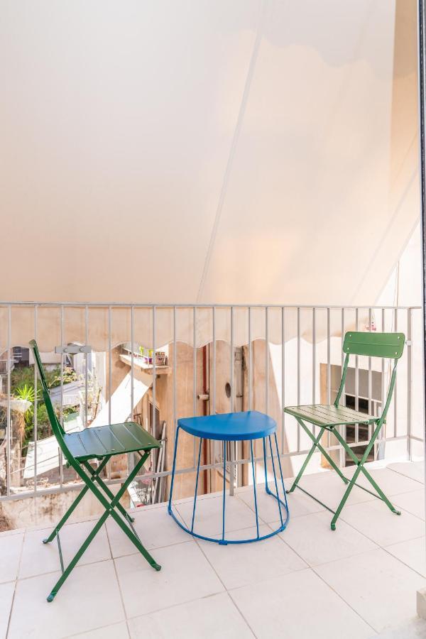 Modern Apartment, Short Walk To Acropolis Sites Atena Exterior foto